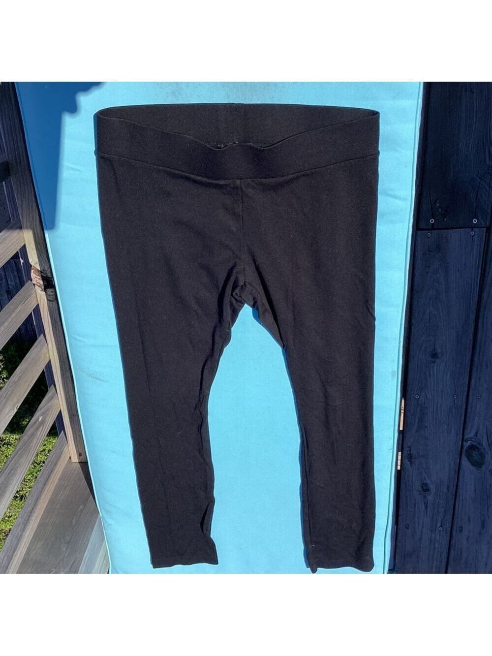 Bundle of Two WHBM & Cabi Black Leggings - Picture 6 of 14